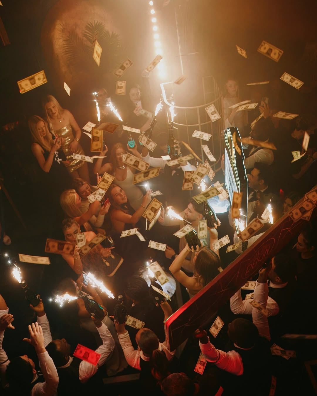 How to Get a VIP Table Booking at Reign Club | Best Clubs in London
