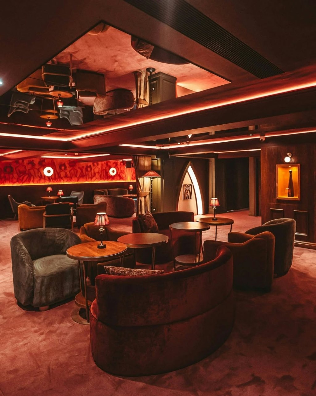 Clubhouse dover street tables.